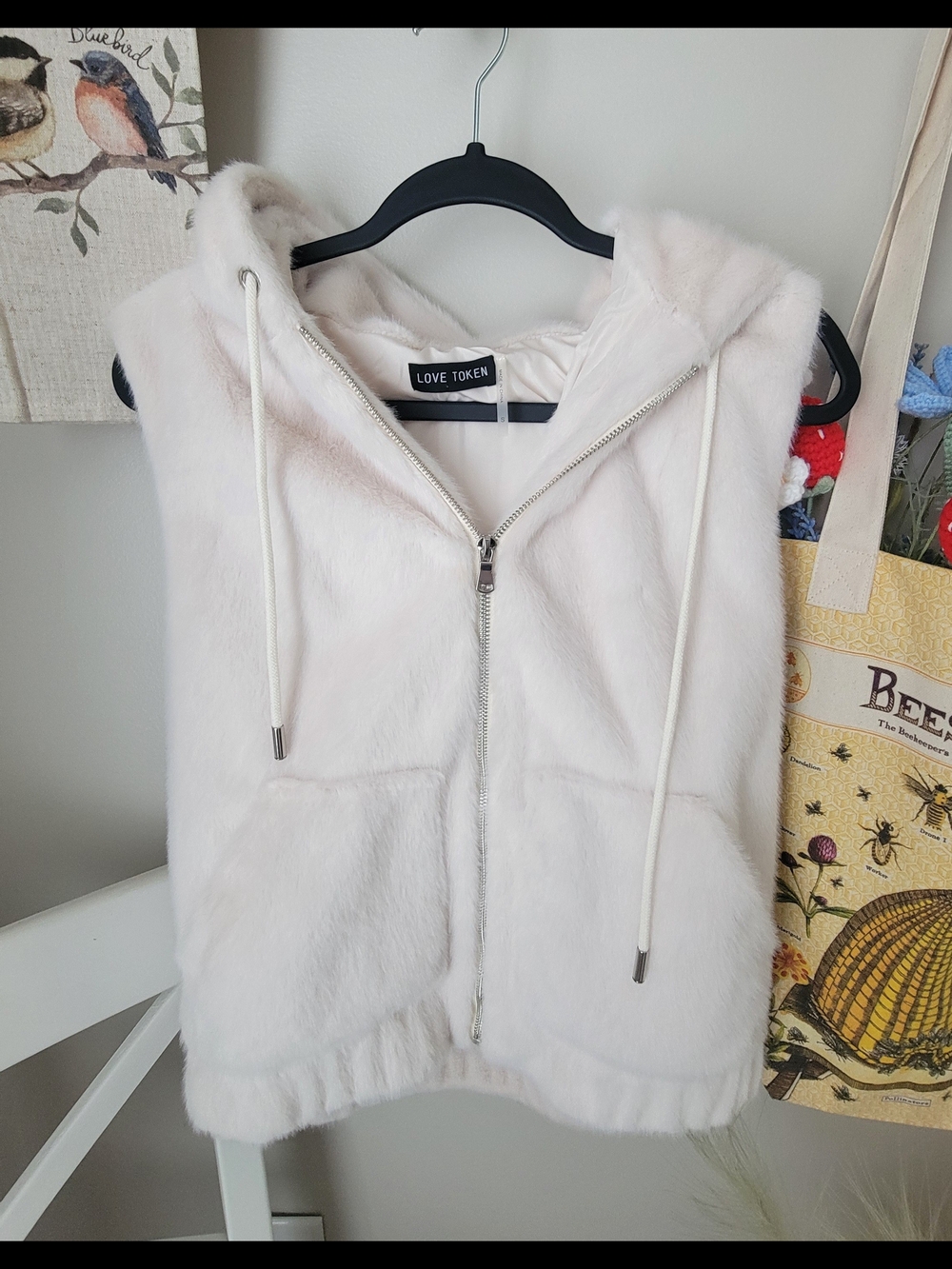 Love Token Faux Fur Hooded Zip Vest - Soft Ivory Size S